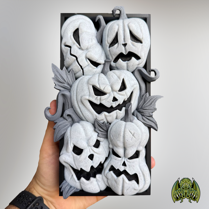 Pumpkin Booknook – Spooky Jack-o'-Lantern Book Nook or Bookend Set