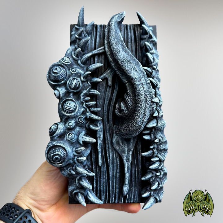 Lurking Hunger – Mimic Book Nook or Bookend Set