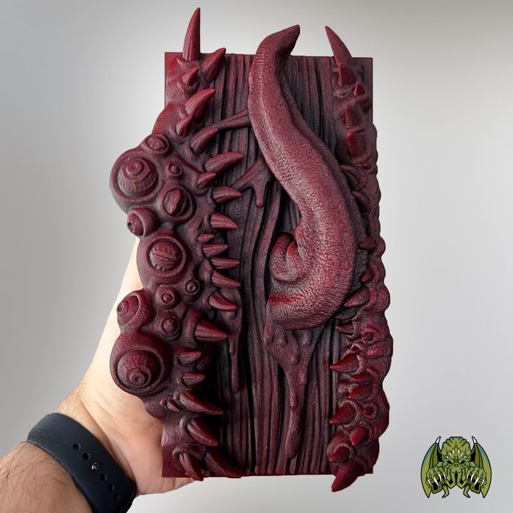 Lurking Hunger – Mimic Book Nook or Bookend Set