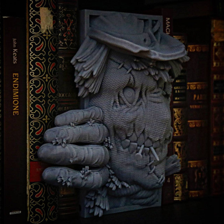 Harvest Horror – Scarecrow Book Nook or Bookend Set