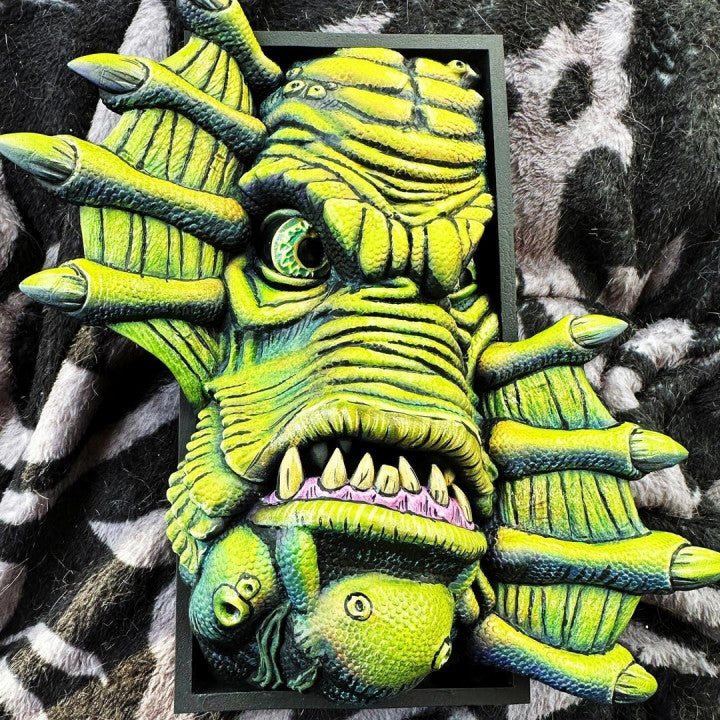 Swamp Horror – Swamp Monster Book Nook or Bookend Set