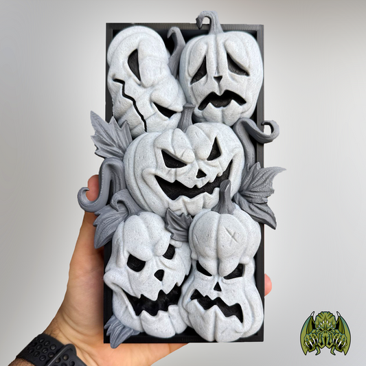 Pumpkin Booknook – Spooky Jack-o'-Lantern Book Nook or Bookend Set
