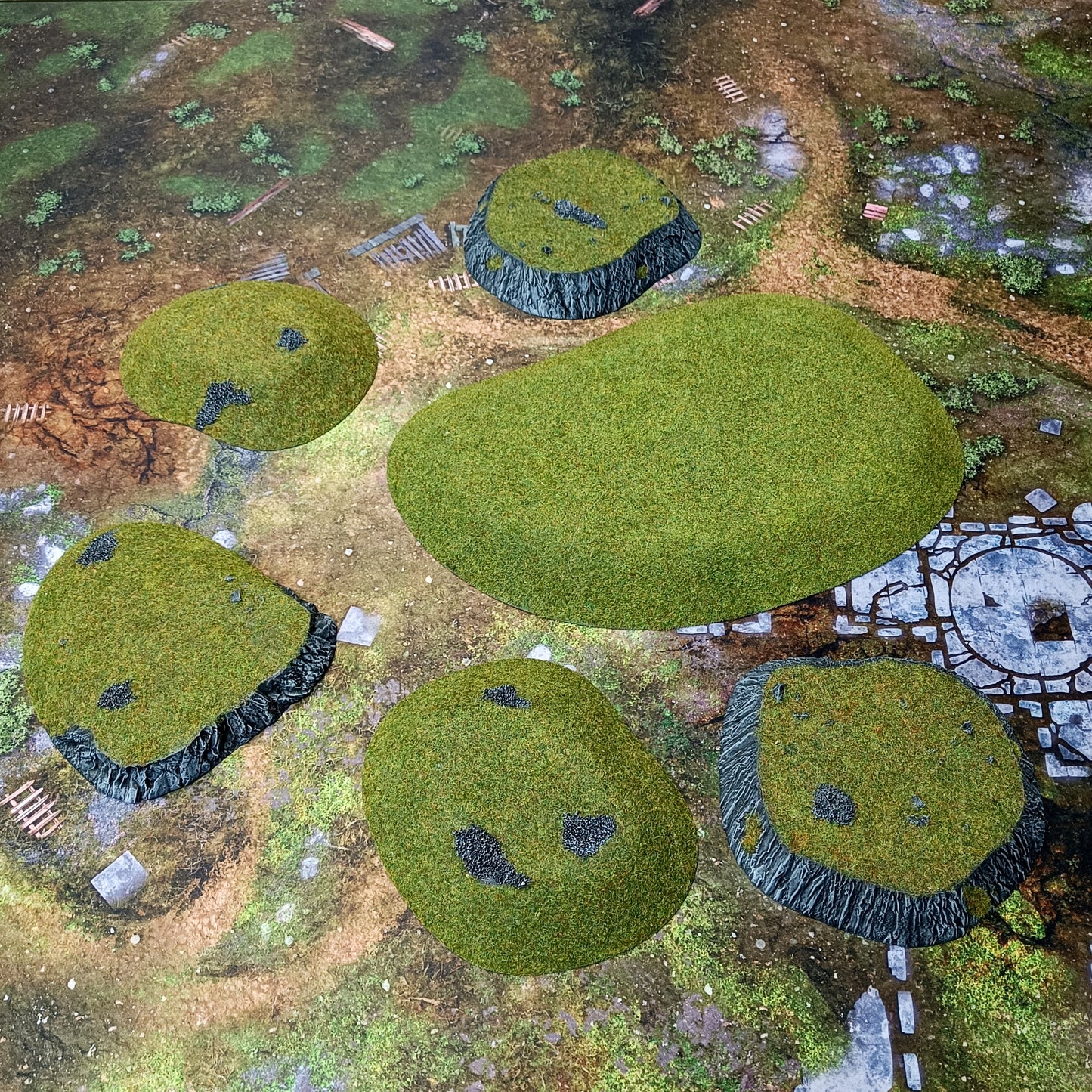Classic Hills – Modular Hill Terrain for 28–32mm Games