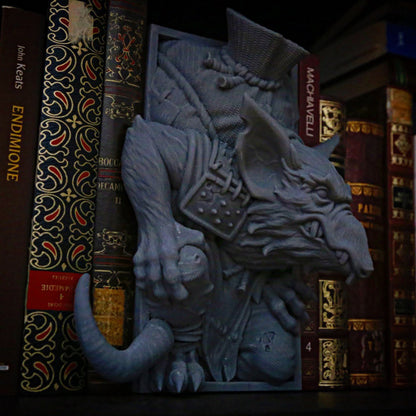 Skittershank – Ratfolk Book Nook or Bookend Set