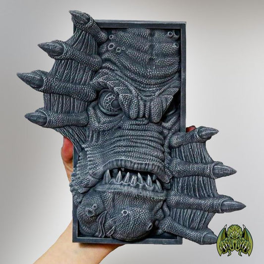 Swamp Horror – Swamp Monster Book Nook or Bookend Set